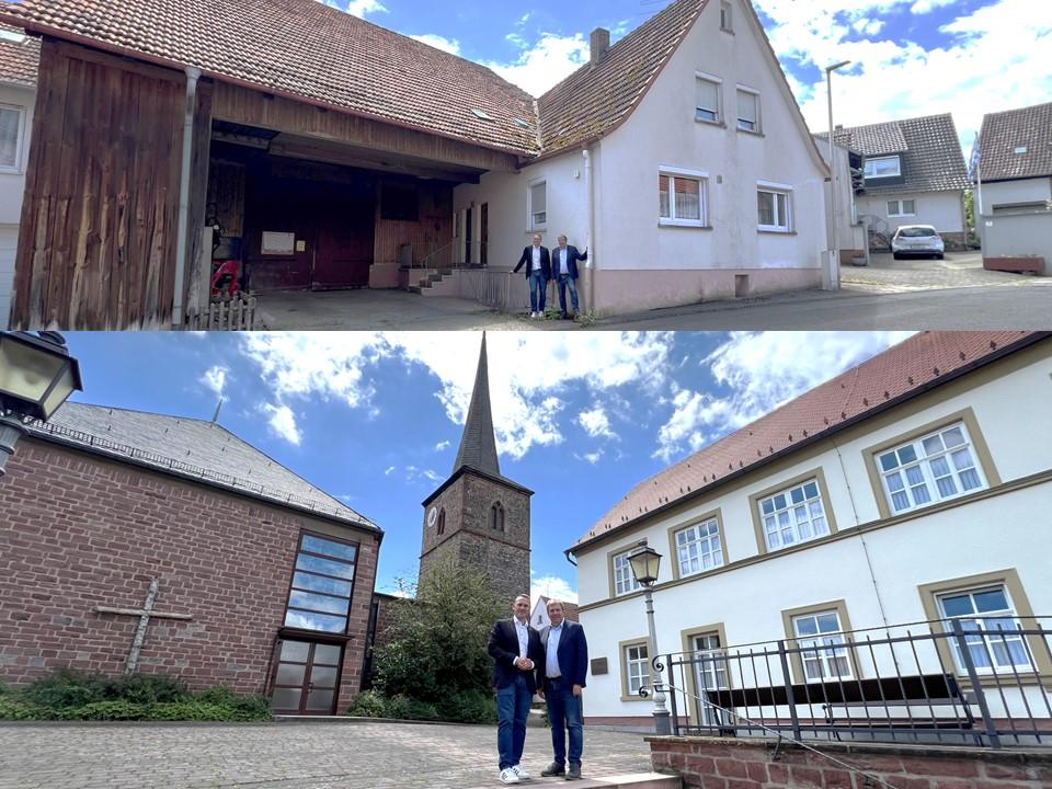 ALE-Leiter Jürgen Eisentraut und Bürgermeister Mario Götz einmal vor einem leerstehenden Anwesen und einmal auf dem schmucken Kirchplatz.