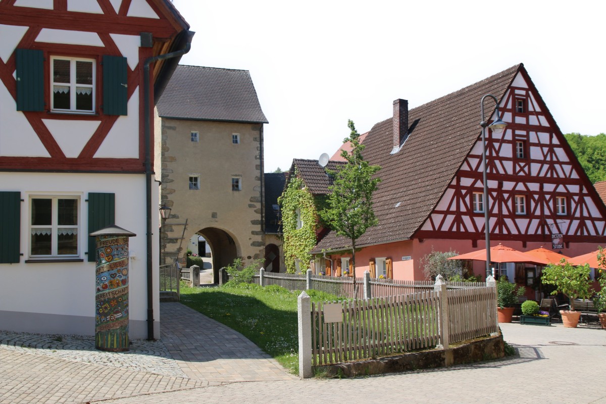 Die Schlossstraße am hinteren Tor.
